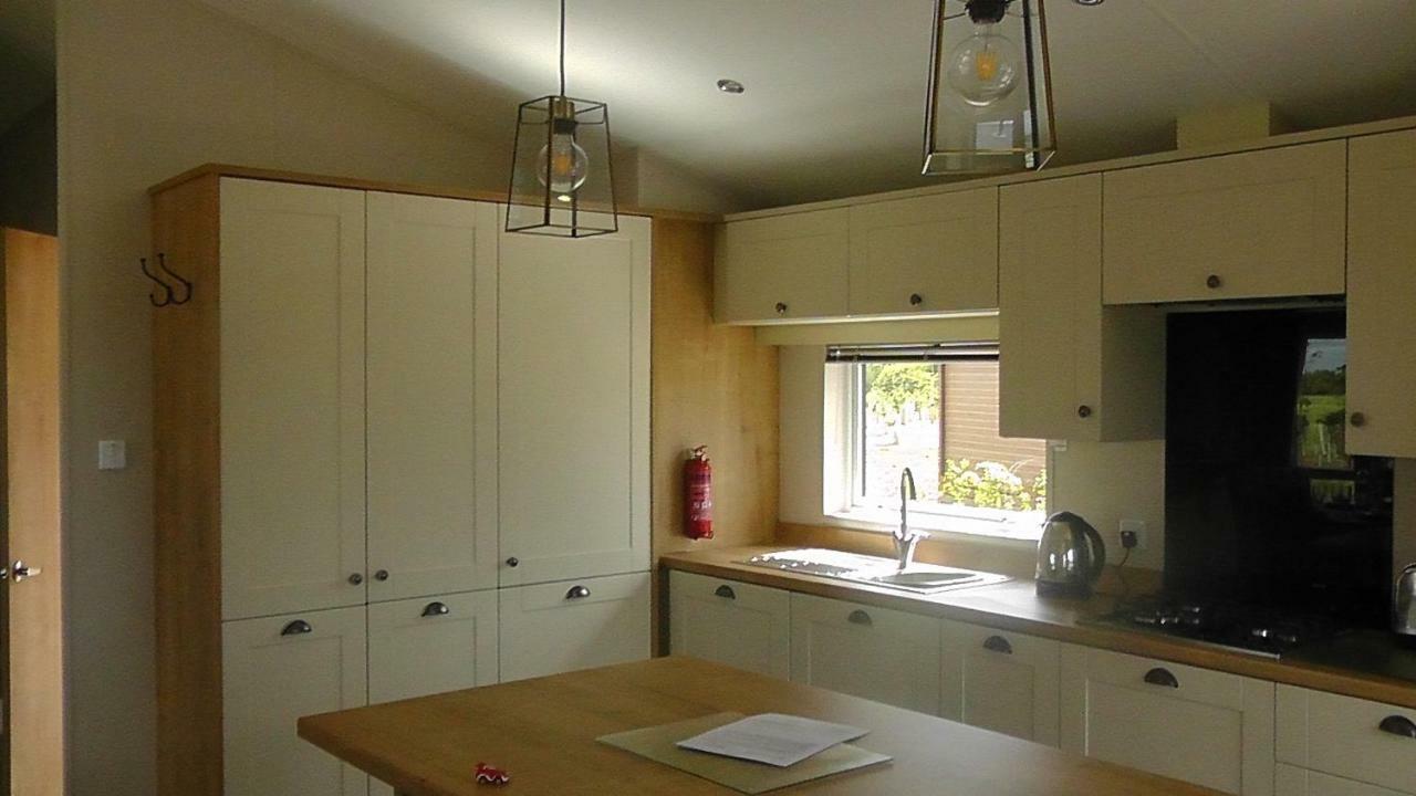 Cosy Dreams Lodge Beal ภายนอก รูปภาพ
