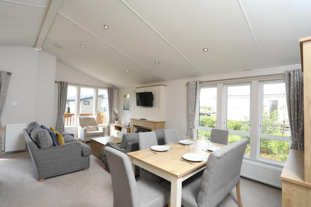Cosy Dreams Lodge Beal ภายนอก รูปภาพ